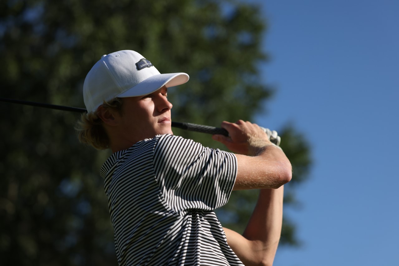 Tennessee High School Senior Helps Raise Money for Charity by Golfing