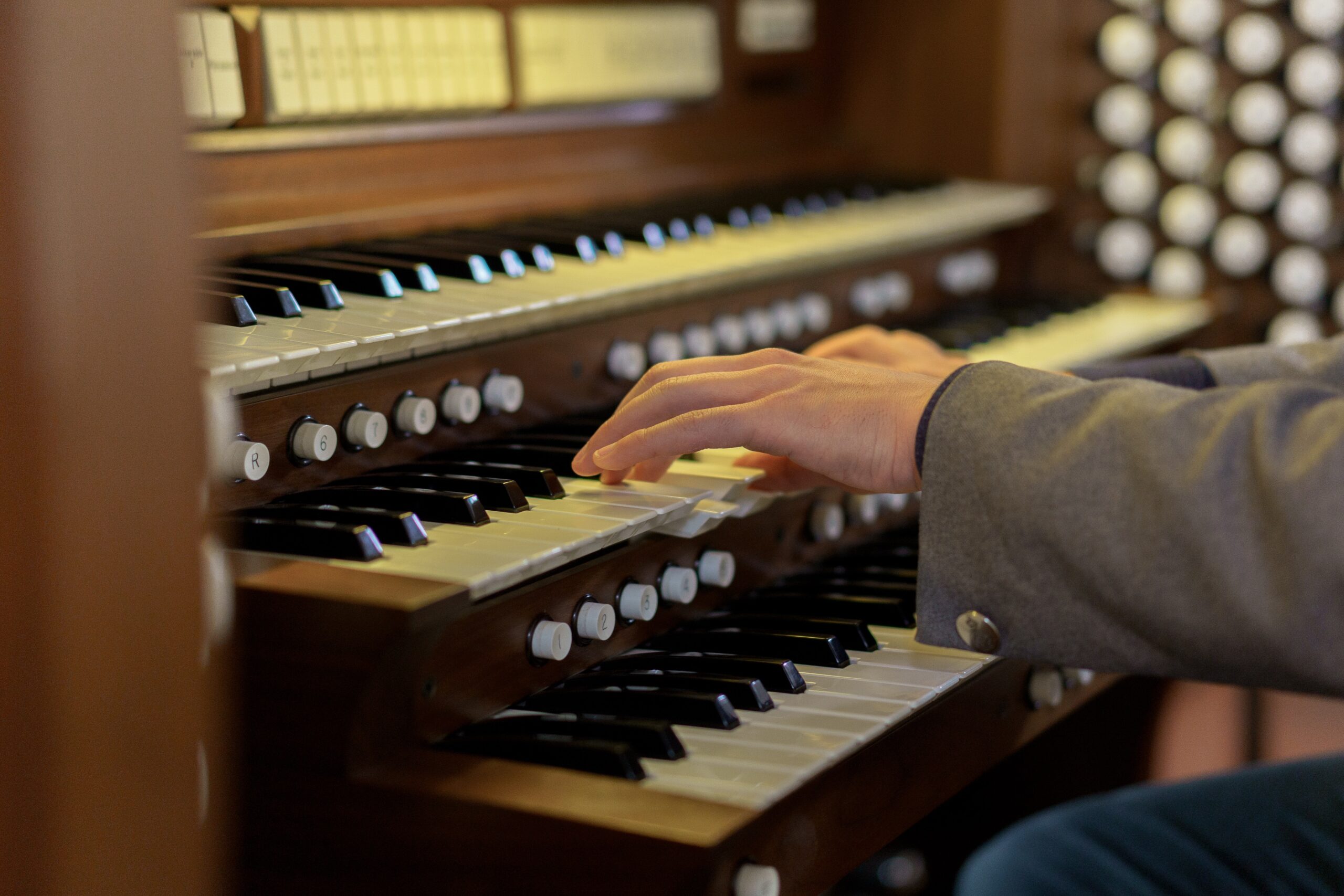 Young organist to perform in Beloit Sunday