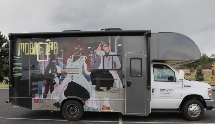 An Online School’s Mobile Lab is Empowering High Schoolers in Colorado