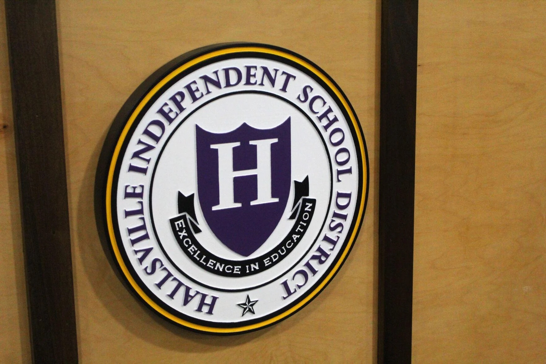 Hallsville ISD receives $5,000 donation for dual credit programs